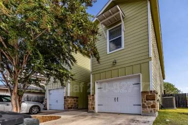 Main picture of 535 Advantage Dr