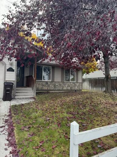 Main picture of 2840 SW Salmon Ave
