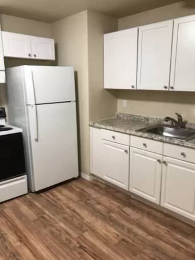 Main picture of 412 1/2 S Lincoln St