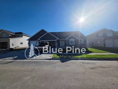 Main picture of 4589 Blackstone Dr