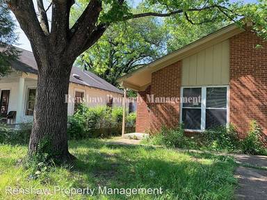 Main picture of 3226 Lyndale Ave