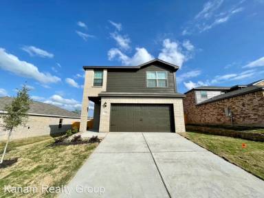 Main picture of 732 Keeneland Dr