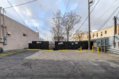 Main picture of 121 N Cortez St