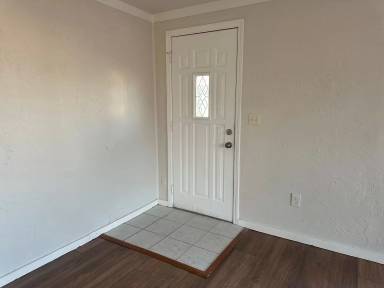 Main picture of 517 N Ione Ave