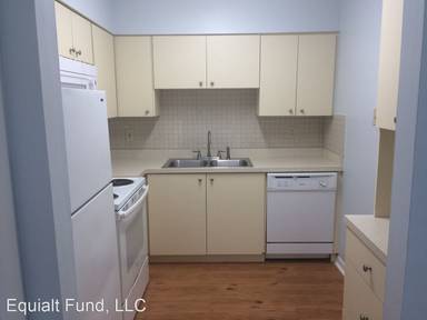 Main picture of 209 Columbia Dr
