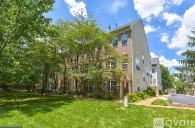 Main picture of 6491 Powatan Knoll Ct