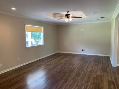 Main picture of 4409 Holly Ln