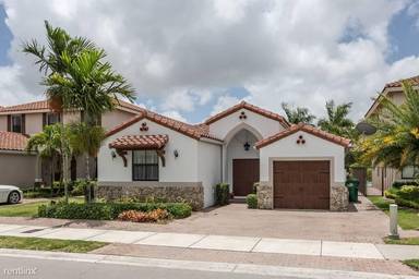 Main picture of 9920 NW 10th St
