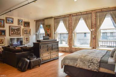 Main picture of Pan American Lofts