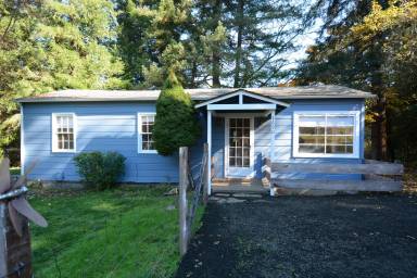 Main picture of 4690 Coos Bay Wagon Rd