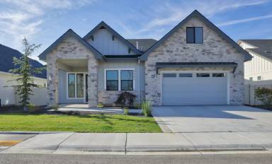 Main picture of 9901 W Aviara St