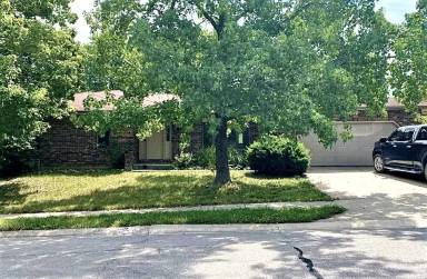 Main picture of 5008 Thornridge Dr