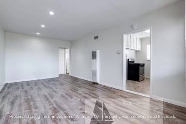 Main picture of 139 10th St