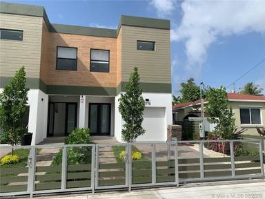 Main picture of 2770 SW 34th Ave