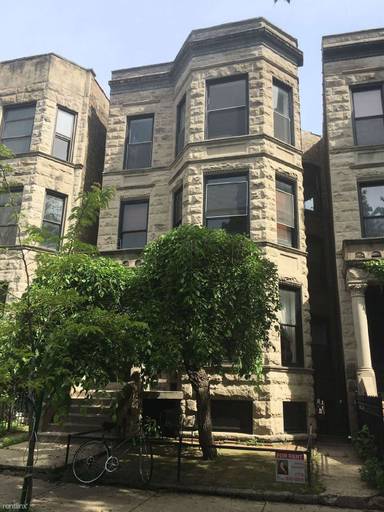 Main picture of 910 W Newport Ave