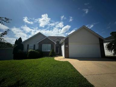 Main picture of 211 Settlers Pass
