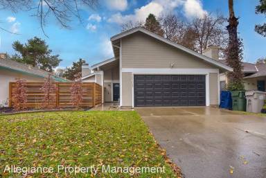 Main picture of 7510 Island Way