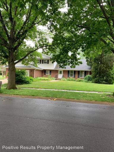 Main picture of 1612 Aragona Dr