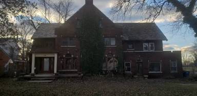 Main picture of 17181 Pontchartrain Blvd