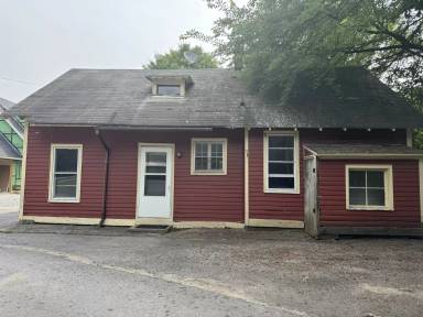 Main picture of 249 1/2 Nelson Ave