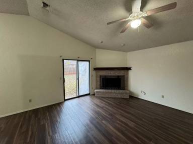 Main picture of 16400 Coronado Dr