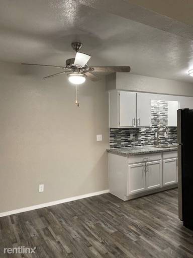 Main picture of 575 W Dickey Rd