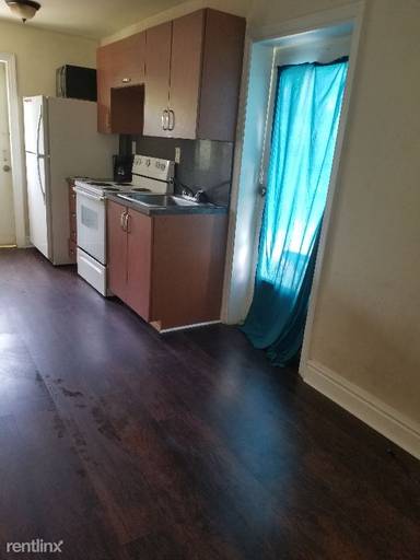Main picture of 1902 Dewey St