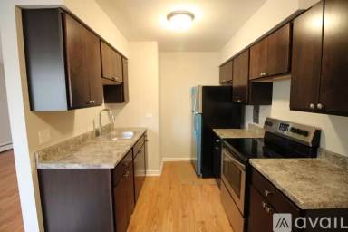 Main picture of 1642 W Morse Ave