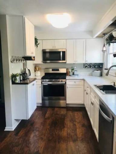 Main picture of 11 Richland Ave