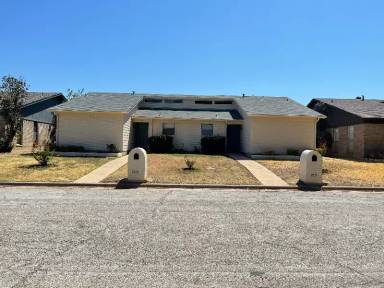 Main picture of 2725 Saint George Pl