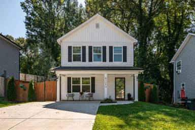 Main picture of 1209 Gaston Ave