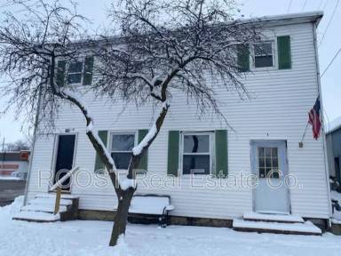 Main picture of 124 S Chillicothe St