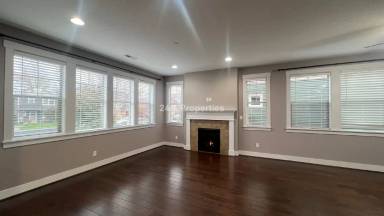 Main picture of 28903 SW San Remo Ave