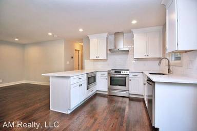 Main picture of 1719 Herrin Ave