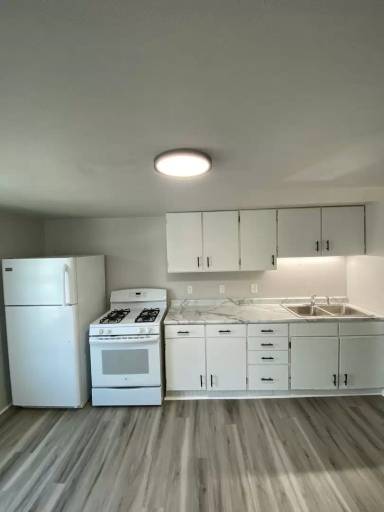 Main picture of 801 Dove St