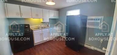 Main picture of 3014 McArthur Dr