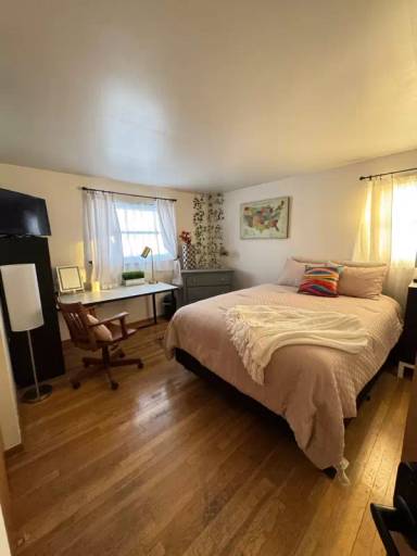 Main picture of 4755 Esterbrook Rd