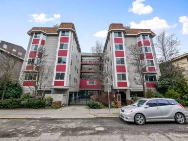 Main picture of 1617 Summit Ave