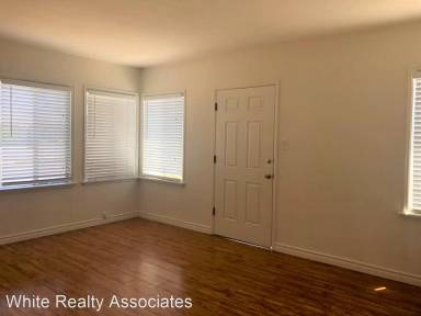 Main picture of 2209 Grand Ave