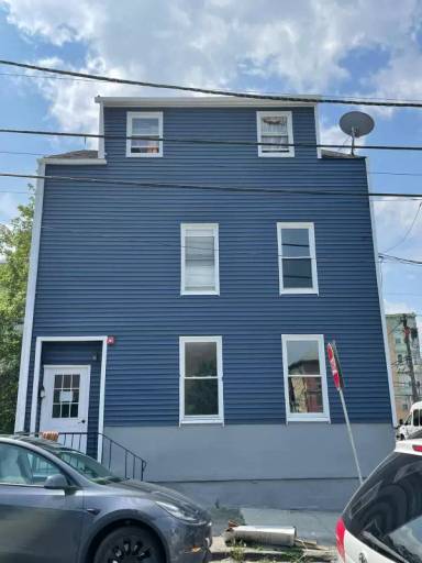 Main picture of 60 Pearl St