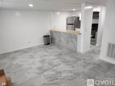 Main picture of 309 W Main St