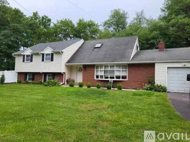 Main picture of 566 S Old Middletown Rd