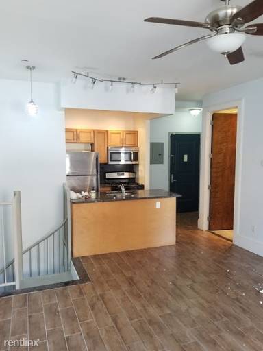 Main picture of 1238 Decatur St