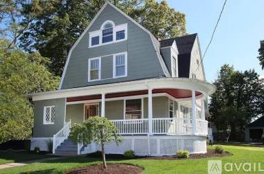 Main picture of 62 Whitney St