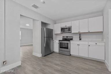 Main picture of 163 Silver Beach Rd