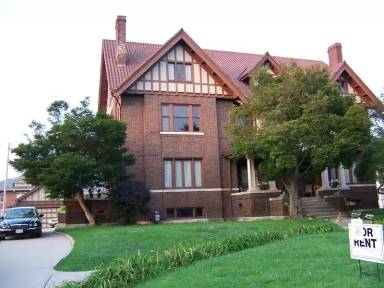 Main picture of 1330 Virginia St E
