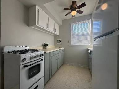 Main picture of 4525 Lardner St