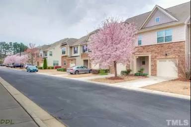 Main picture of 48 Argonaut Dr