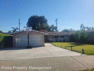 Main picture of 11427 Stranwood Ave