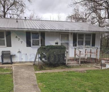 Main picture of 477 W Pierce St